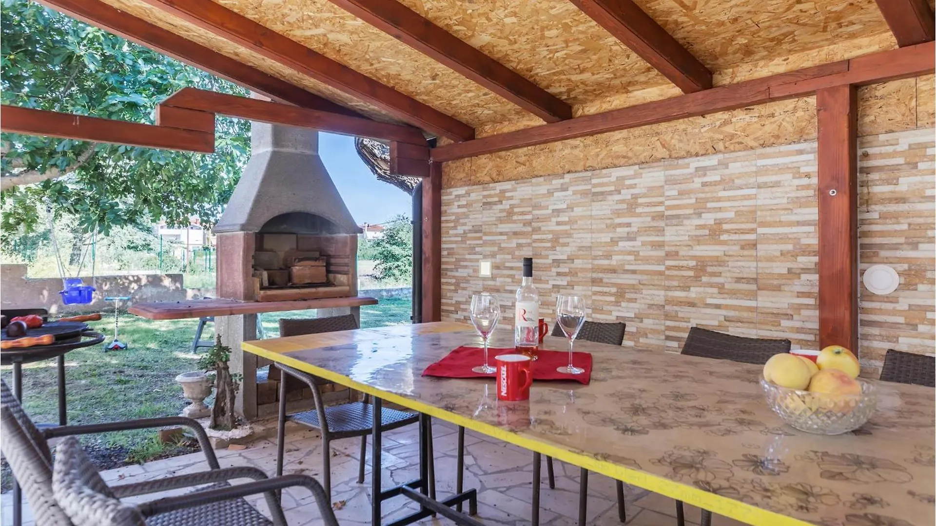 Lovely Apartment In Fazana With Kitchen